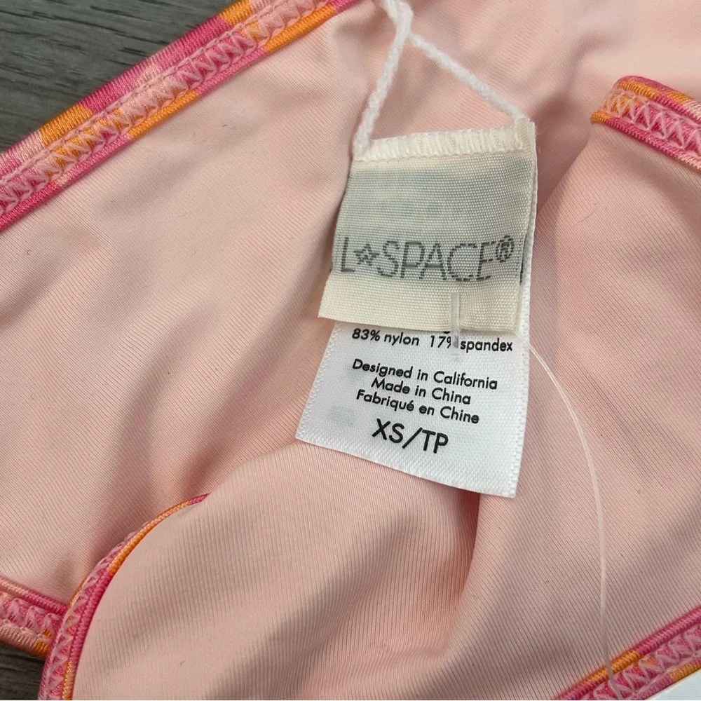 L*SPACE Tommy Bikini Swimsuit Bottom Bitsy Heat Waves size xs women’s‎ NWT